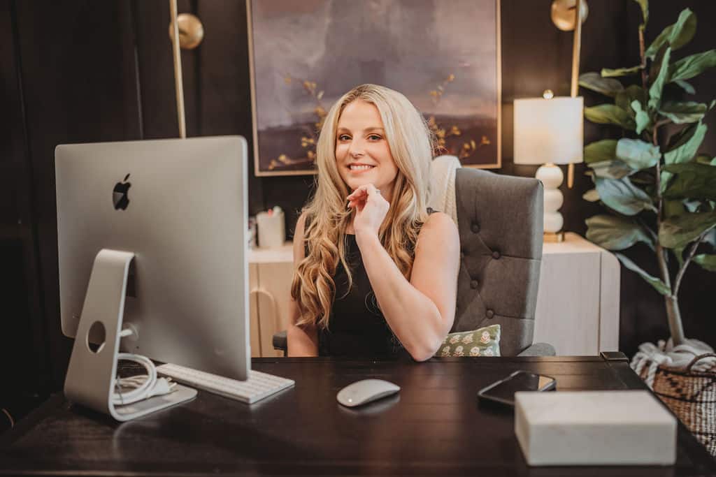 sarah grace vogler teaching abut commobn website design mistakes online